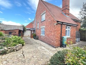 Photo 10- click for photo gallery